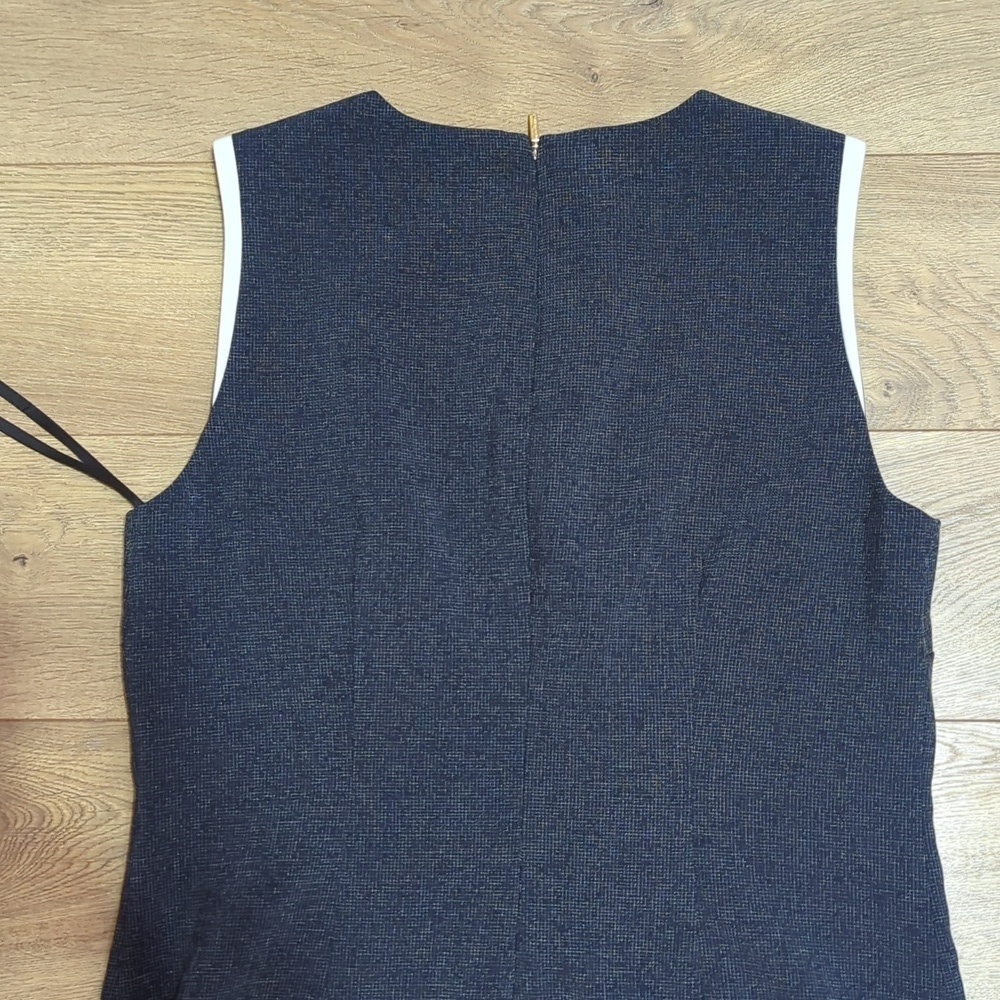 Karl Lagerfeld Paris Two-Tone Pocket Dress In Navy Size 10 - Picture 5 of 10